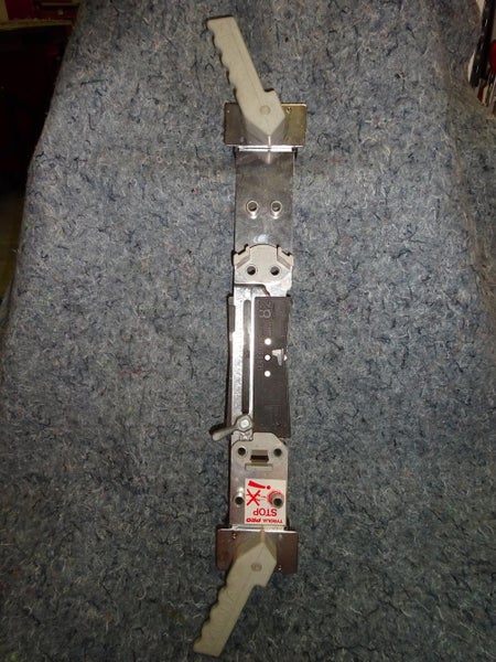 Tyrolia 82 Binding Jig-Works on Tyrolia, Head, Elan, & Fischer Bindings