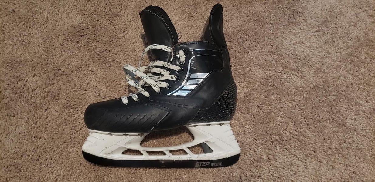 Used Senior VH Hockey Skates Extra Wide Width Size 8.5