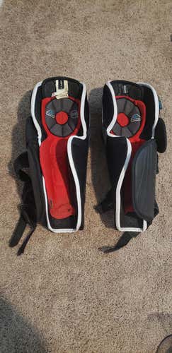 Used Senior Bauer Vapor 1X Shin Pads