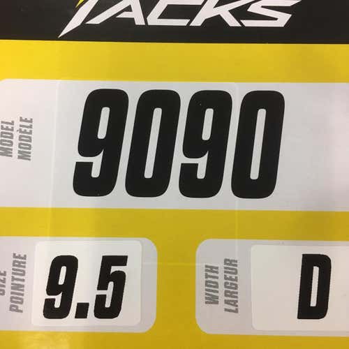 Senior CCM Tacks 9090 Regular Width  Size 9.5 Hockey Skates