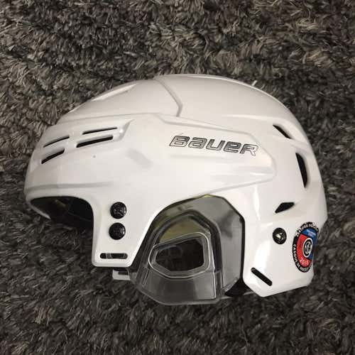 White Used Medium Bauer Re-Akt  Helmet