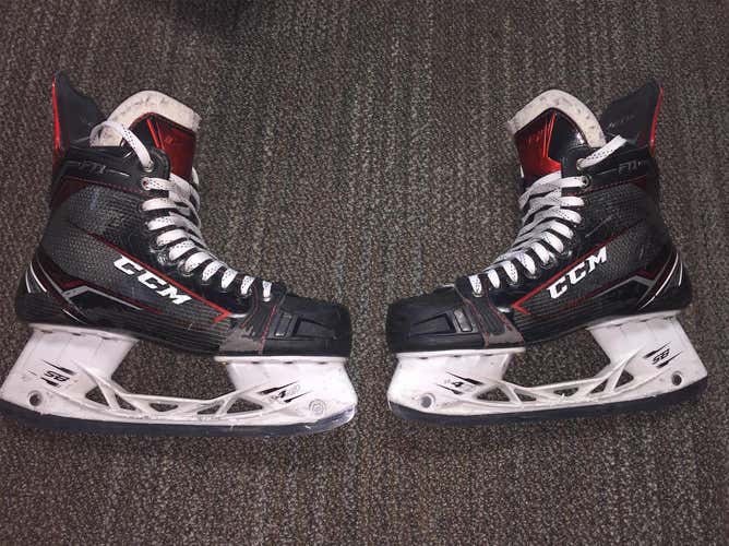 Senior CCM JetSpeed FT1 Regular Width  Size 8 Hockey Skates