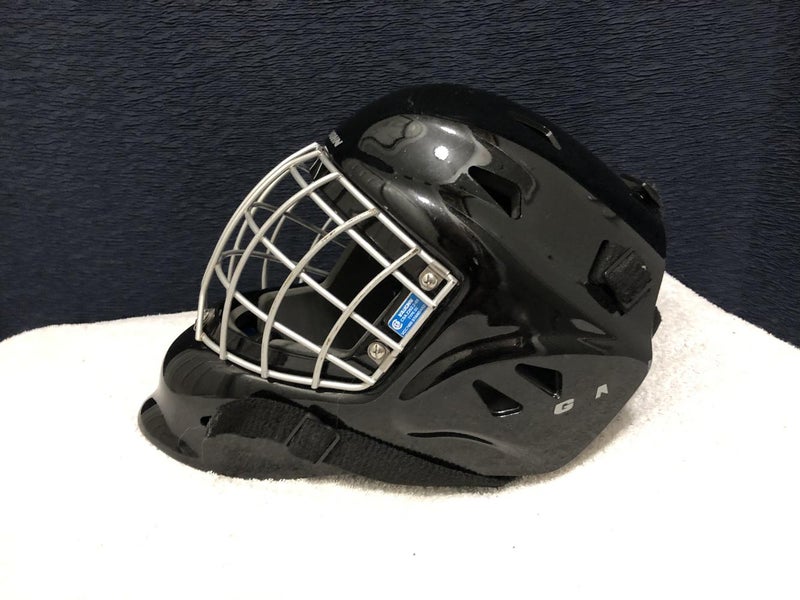 Black Senior Vaughn VM 7400 Goalie Mask
