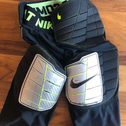 Used Medium Nike Pro Combat Girdle