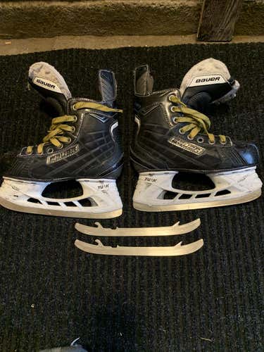 Junior Used Bauer Nexus 5000 Hockey Skates Regular Width Size 1