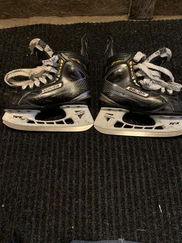 Youth Used Bauer Supreme 190 Hockey Skates Regular Width Size 13