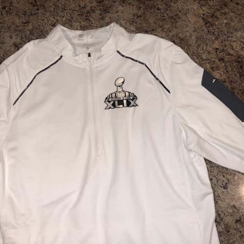 White Men's Medium Nike Jacket