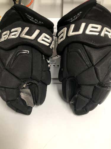 Black Used Senior Bauer Gloves 15"