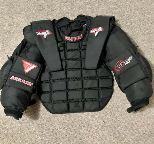 Senior Used Large Vaughn Vlite Goalie Chest Protector