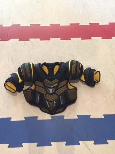 Senior Small Bauer Supreme TotalOne MX3  Shoulder Pads