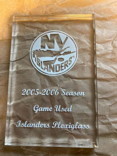 Game Used Islanders Plexiglass 2004-2005 Season