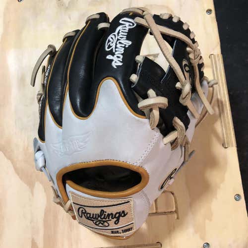 New Infield Heart of the Hide 11.5" Baseball Glove