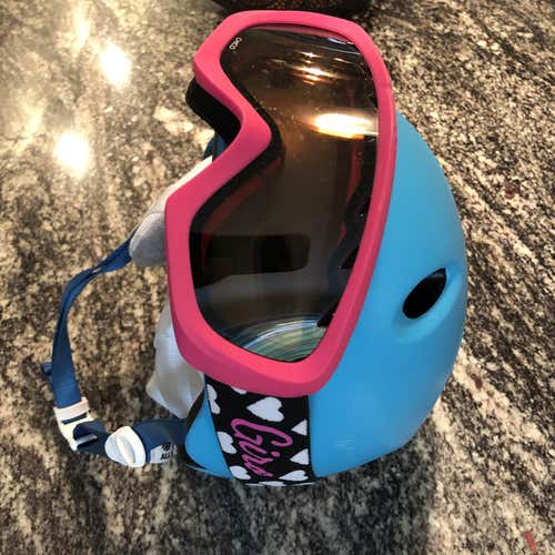 Kid's Extra Small / Small Giro Helmet