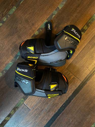 ALL 3DO Senior Large CCM Tacks 9080  Elbow Pads