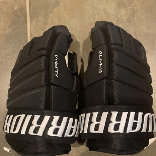 Black Senior Warrior Alpha QX4 14" Pro Stock Gloves