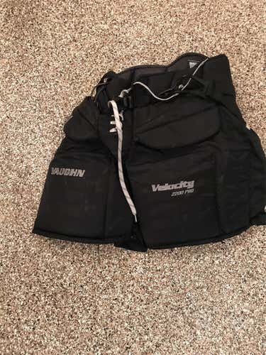 Black Senior Medium Vaughn v6 2000 pro Pro Stock Hockey Goalie Pants