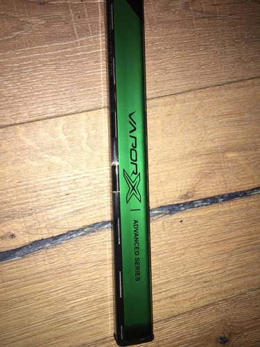 ADV New Bauer Right Handed Vapor ADV X Hockey Stick 77 Flex P92 curve