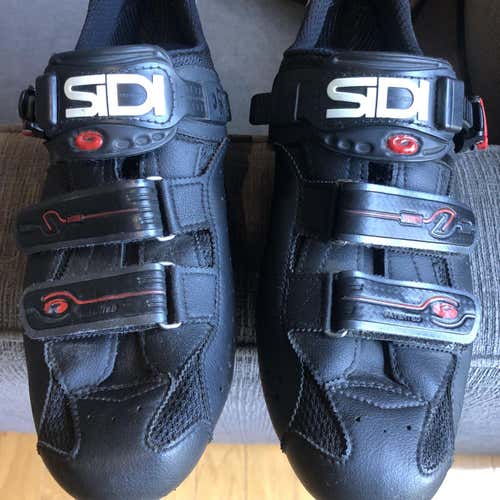 Black Men's Size 11 (Women's 12) Sidi Cycling Shoes
