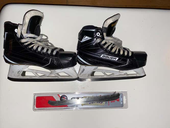 Used Senior Bauer Supreme S190 Hockey Goalie Skates Regular Width Size 7.5 with extra blades