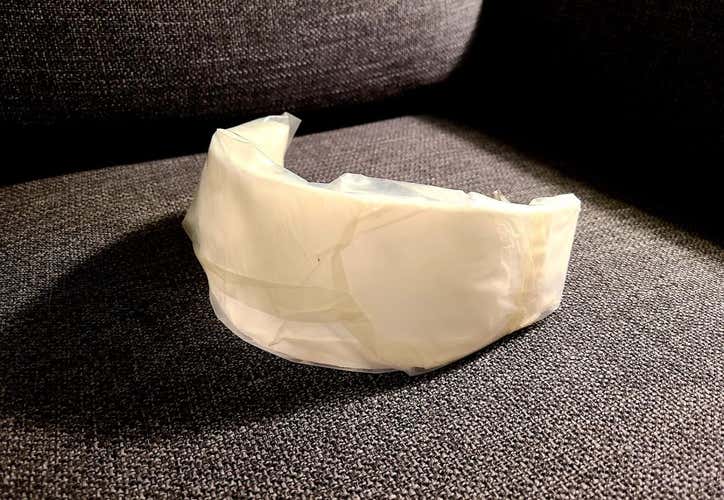 PRO STRAIGHT CUT HOCKEY VISOR CE CERTIFIED ANTI-SCRATCH/ANTI-FOG