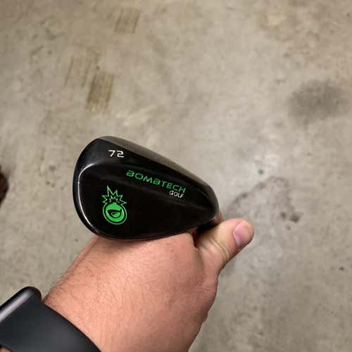 Used Right Handed BombTech 72* Wedge