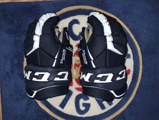 CCM Tacks 9060 Senior Hockey Gloves - 13”