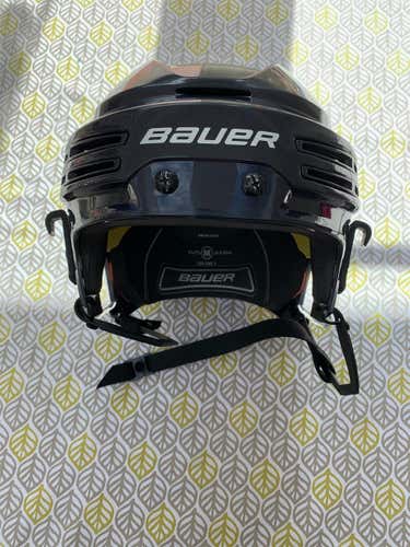 Blue New Medium Bauer Re-Akt 75 Helmet