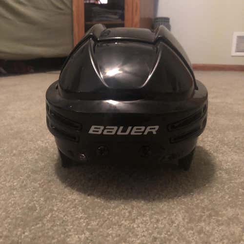 Black Used Medium Bauer RE-AKT 75M  Helmet