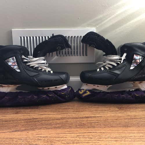 Senior True Extra Wide Width Pro Stock Size 9.5 Hockey Goalie Skates