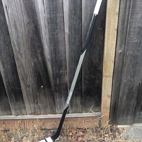 Easton V1E Right Handed Hockey Stick (Hall Curve)