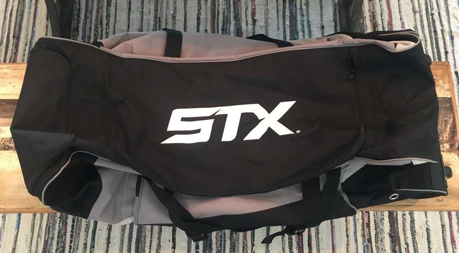 New STX Wheelie Gear Bag