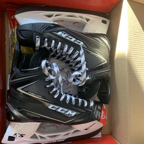 Senior CCM Ribcor 80K Regular Width  Size 10 Hockey Skates