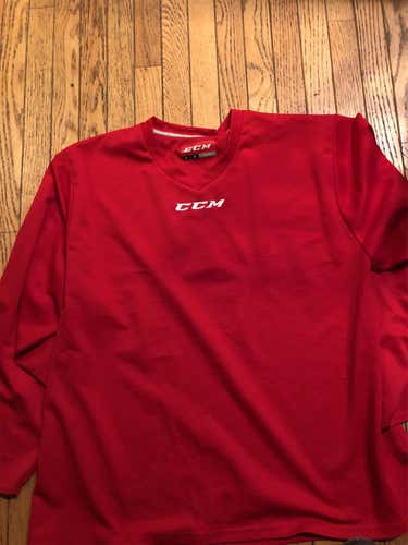 Red Adult XL CCM Jersey