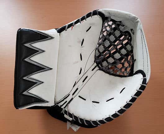 Boddam Refuze Senior Catching Glove