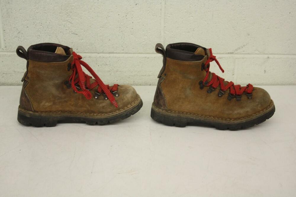 Classic Vintage Padded Brown Leather 