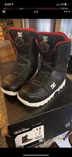 Used Size 5.0 (Women's 6.0) DC Snowboard Boots