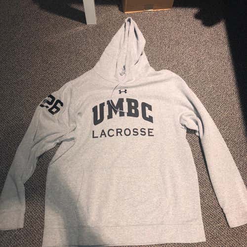 Gray Men's XL Under Armour Sweatshirt