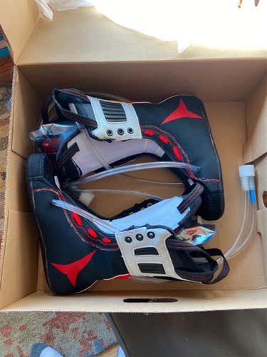 Brand New 2020 Size 24.5 Atomic Redster Foam Injectable Liners