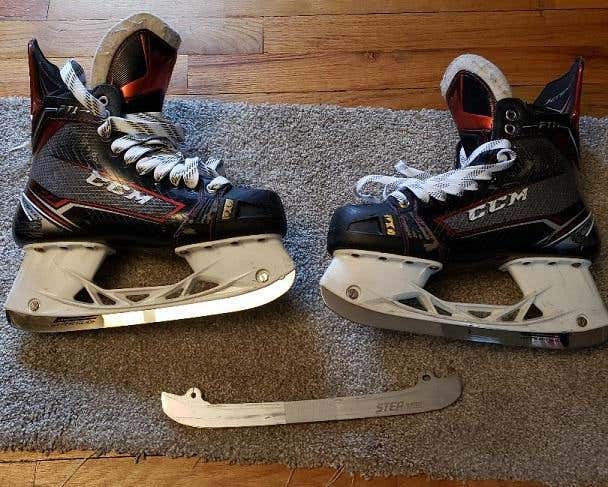 Used Senior CCM JetSpeed FT1 Hockey Skates Extra Wide Width Size 6