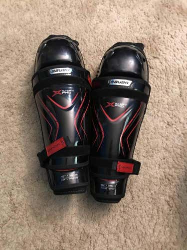 Senior New Bauer Vapor 1X Shin Pads