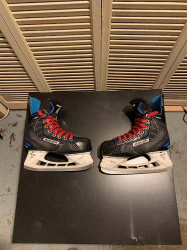 Junior Bauer Nexus 7000 Regular Width Size 3 Hockey Skates