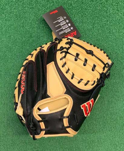 2021 Wilson A2000 M2 33.5" Baseball Catchers Mitt - WBW100117335