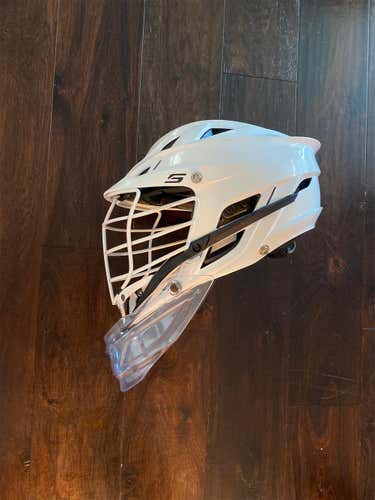 White Used Goalie Cascade S Helmet