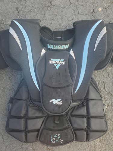 Used Senior XL Vaughn Ventus LT90 Goalie Chest Protector