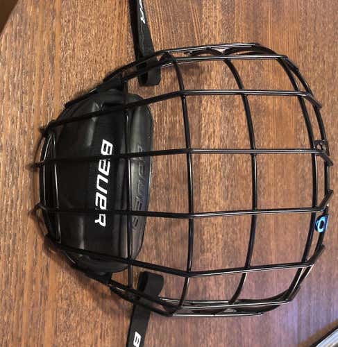 Senior Medium Bauer Profile II Full Cage