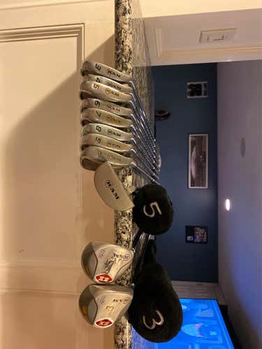 Men's Right Handed Regular Flex 11 Pieces Clubs (Full Set)