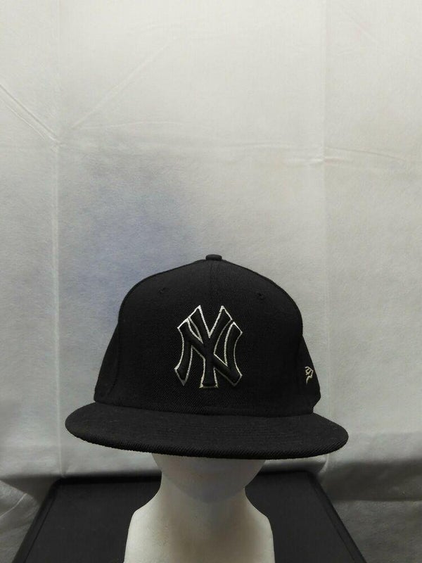 New York Yankees Hat Baseball Cap Fitted 7 3/8 New Era MLB NYY