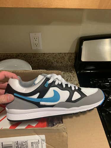 White New Adult Men's Size 12 (Women's 13) Nike Shoes