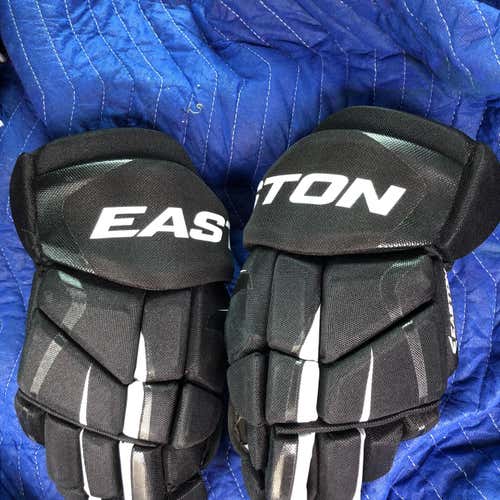 Black Senior Easton Synergy 15"  Gloves