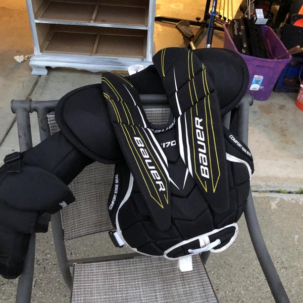 Junior XL Bauer Goalie Chest Protector
